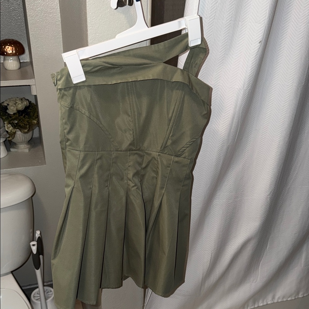 PrettyLittleThing Olive Green One-Shoulder Pleated Dress